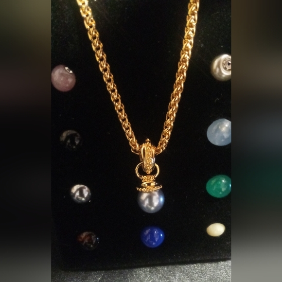 Vintage new in box Joan Rivers  collection 34 in. Long interchangablependants - Picture 1 of 6